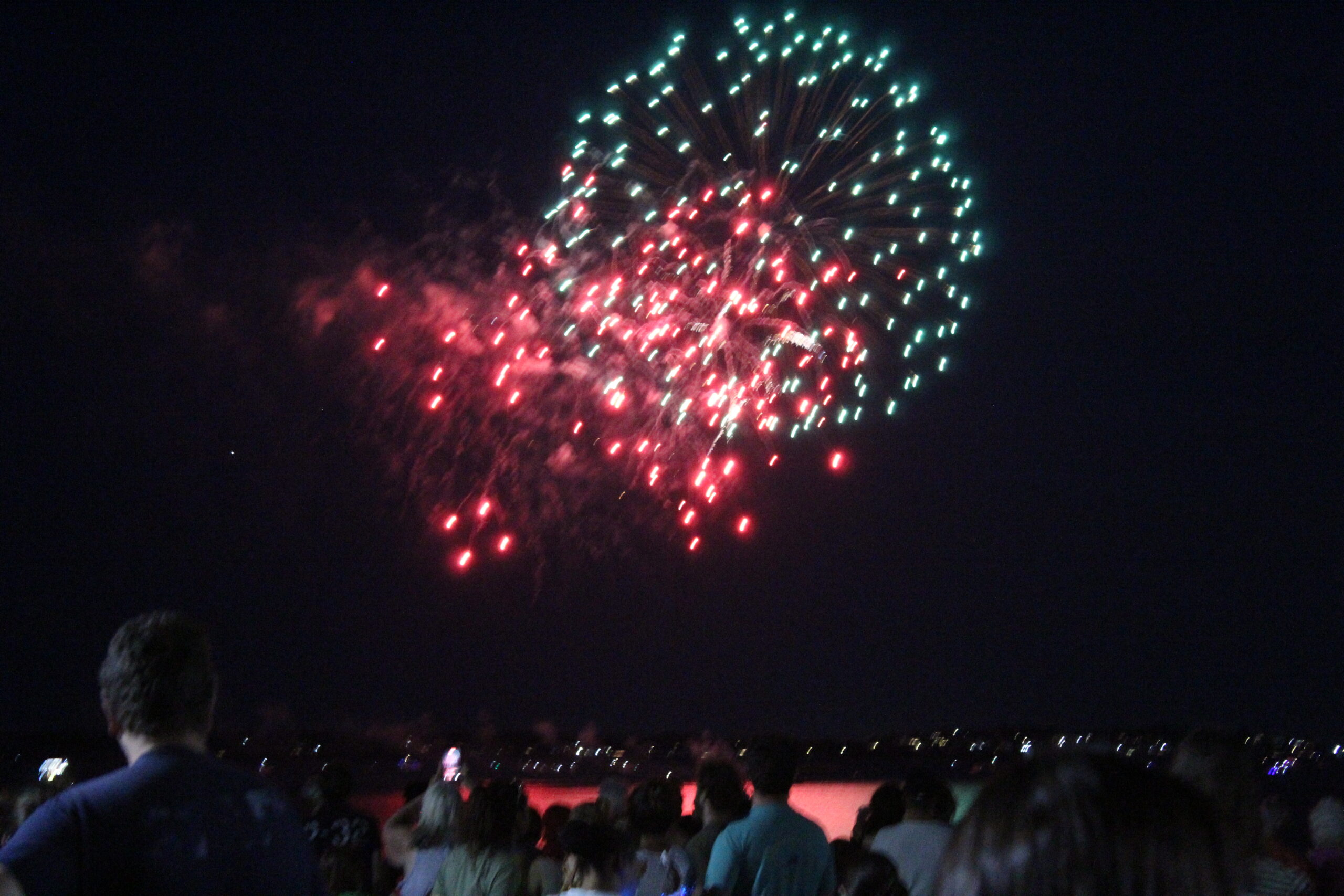Looking on to the fireworks || Monica Sager